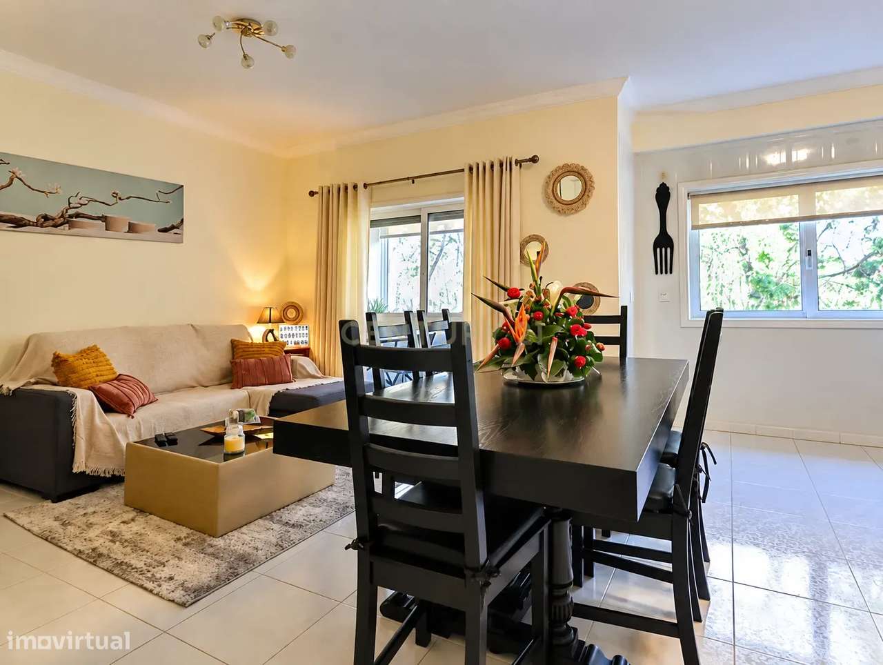 Maravilhoso Apartamento T2+1 com Terraço Privativo e Lugar de Garagem-0