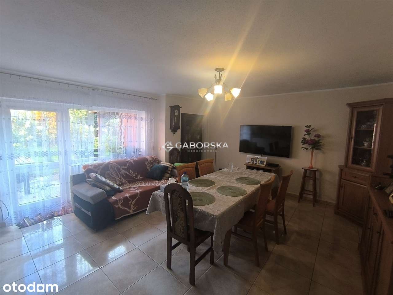 Dom w pełni umeblowany - gotowy do wprowadzenia.-3