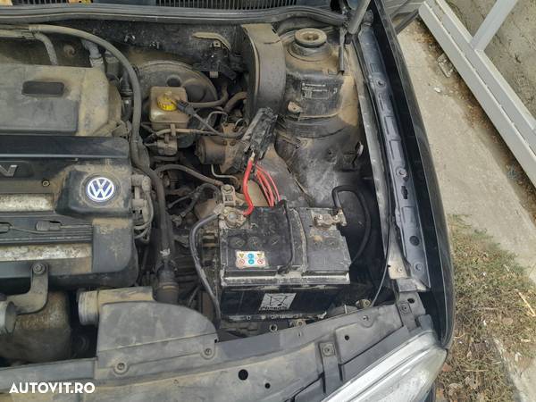 Dezmembrari  VW GOLF 4  1997  > 2006 1.4 16V Benzina - 5