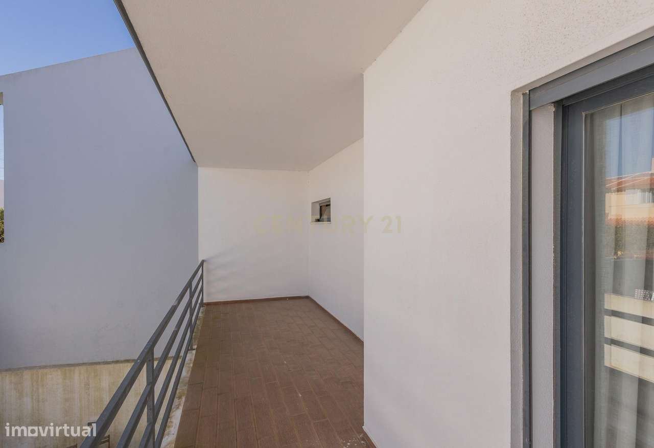 Moradia Moderna T4 em São Domingos de Rana, Cascais-38