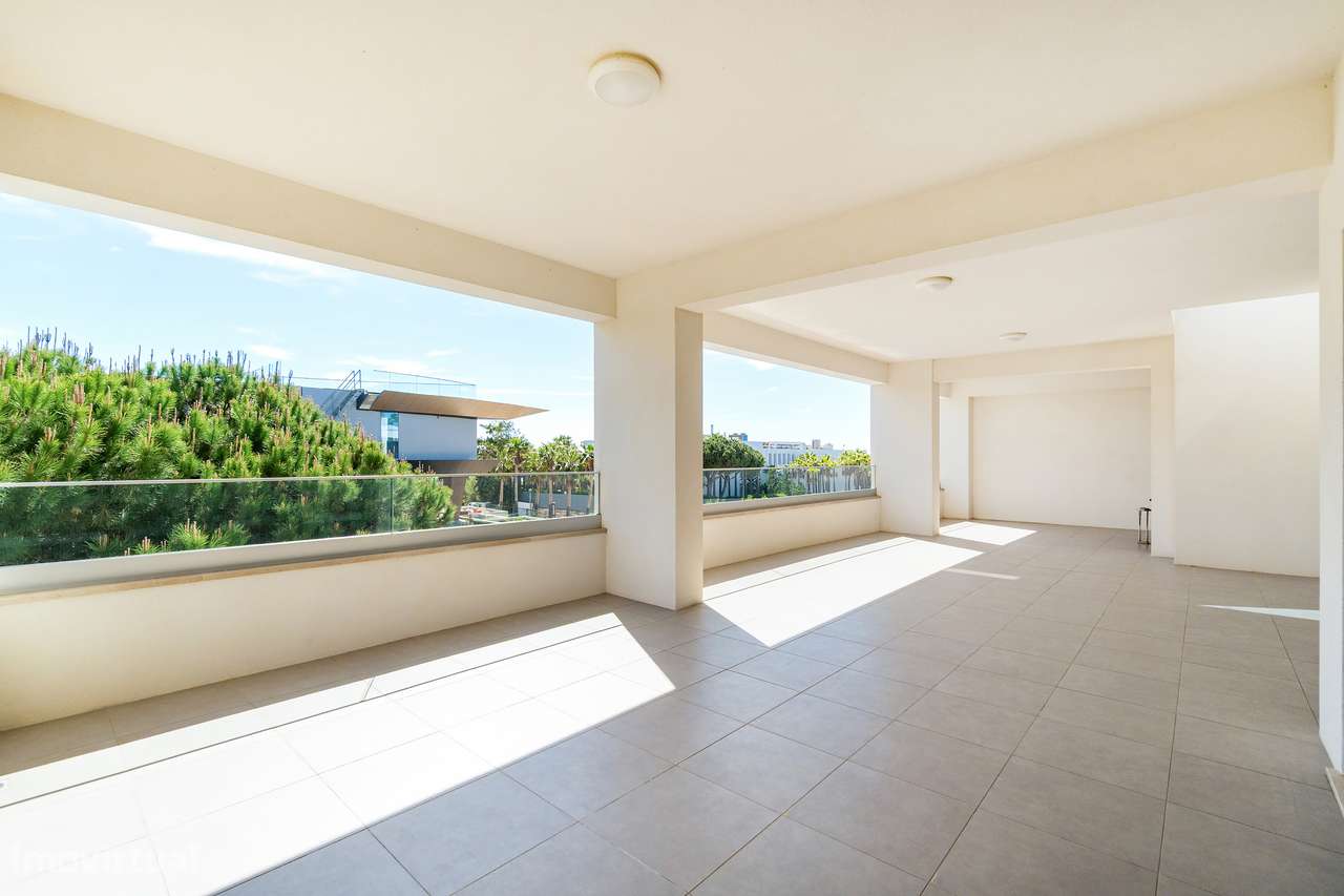 Moradia exclusiva nos Salgados a 200m da Praia-36