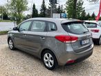 Kia Carens - 4