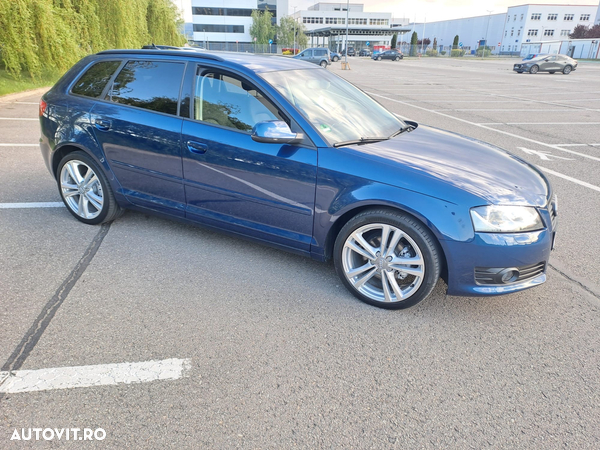 Audi A3 2.0 TDI Sportback DPF S tronic S line Sportpaket - 9