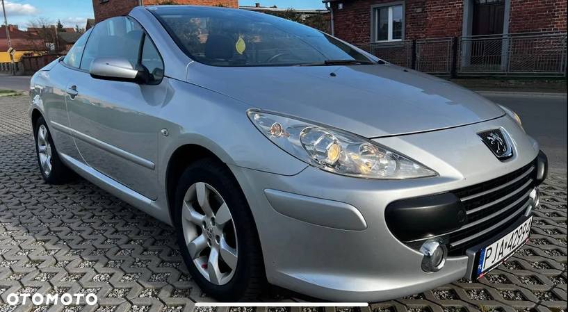 Peugeot 307 CC 2.0 HDi Intense - 2