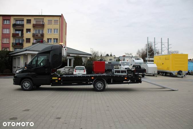 Iveco Daily 210KM BlackLine Tachograf Automat ACC FullLed pomoc drogowa 3.0 210KM  kabina sypialna webasto pneumatyka max - 10