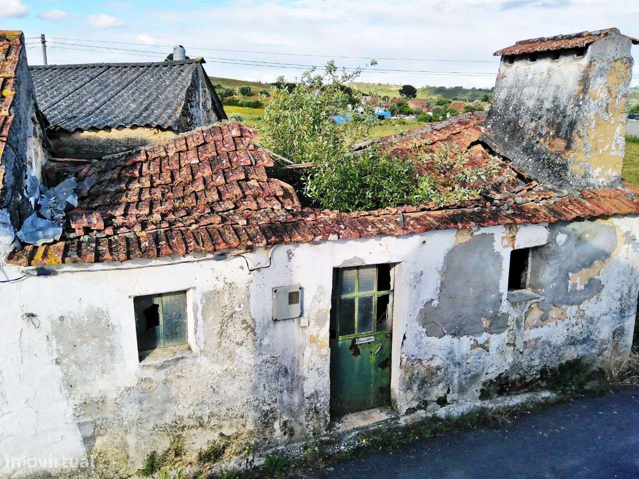 Moradia para reconstrução em Tremês - Grande imagem: 2/6