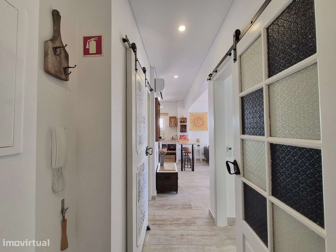 Apartamento charmoso T1+1 com amplo terraço no coração do centro histó - Grande imagem: 2/39