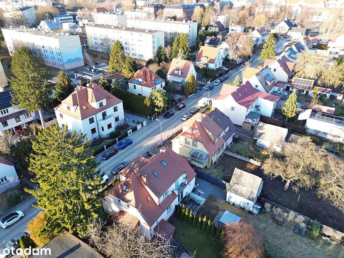 Prestiżowa, willowa część miasta. Idealne miejsce. Duża działka.-16