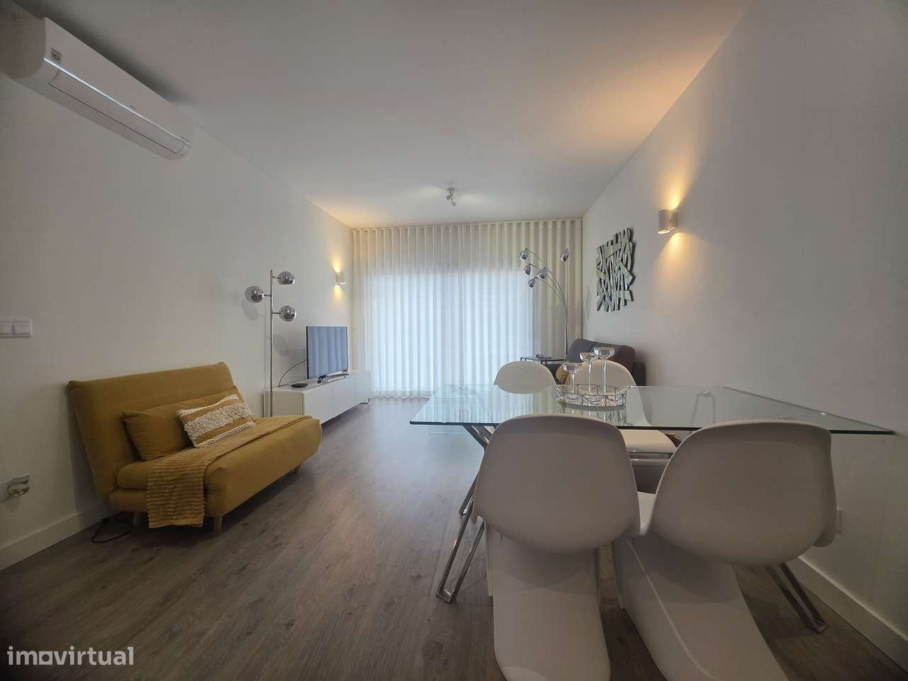 Apartamento T1 - Condomínio Luxo - Grande imagem: 5/31