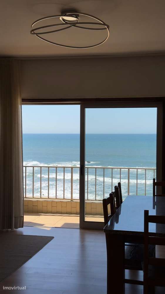 Apartamento T3 com Vista Frontal de Mar na Avenida dos Banhos - Grande imagem: 4/30
