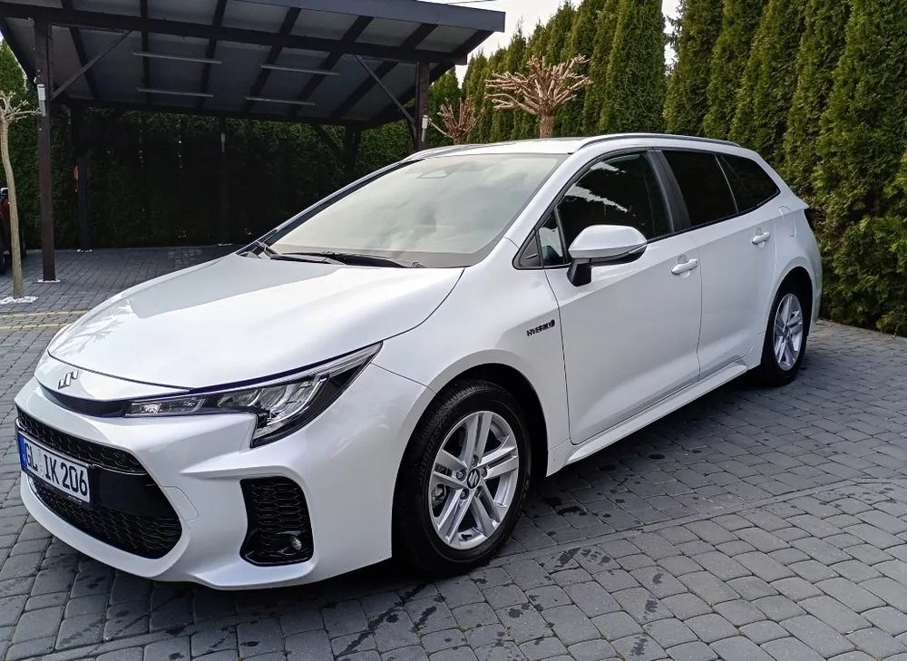 Suzuki Swace 1.8 Hybrid Premium Plus CVT 2024