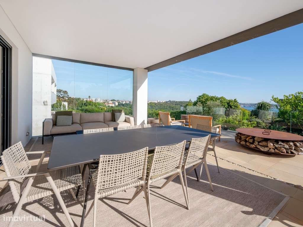 Moradia T8 c/Piscina | Queijas-16