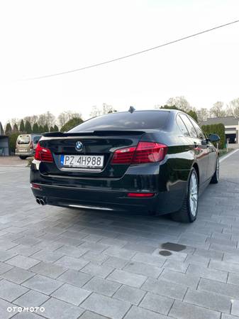 BMW Seria 5 530d xDrive Luxury Line - 4