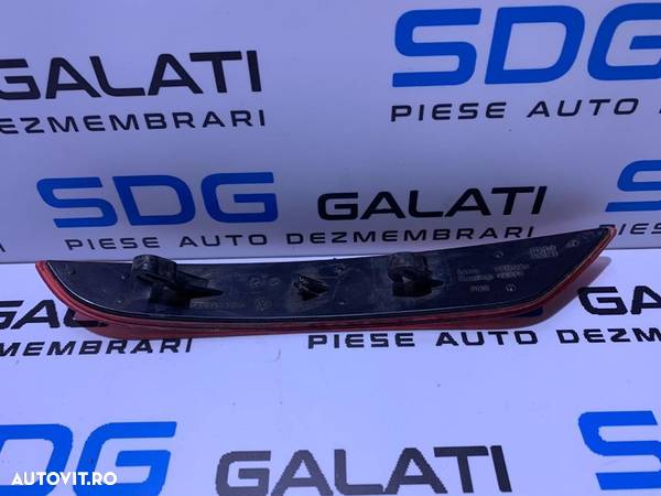 Catadioptru / Lampa Ochi de Pisica Dreapta Spoiler / Bara Spate VW Golf 6 Hatchback 2008 - 2013 Cod Piesa : 5K0945106G / 5K0 945 106 G - 4