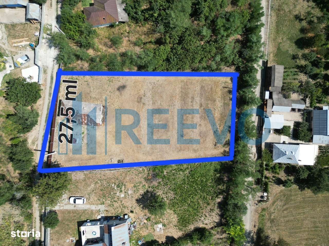 Casă și teren de vânzare în Parincea jud. Bacău. - Imagine principală: 1/16