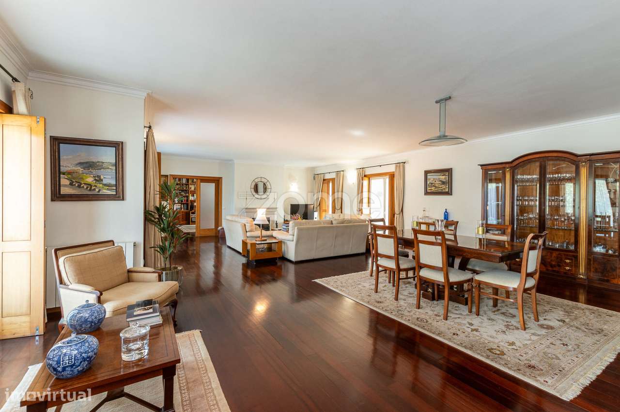 Moradia Térrea com 4 Suites e Bosque privativo em Moreira | Maia - Grande imagem: 2/46