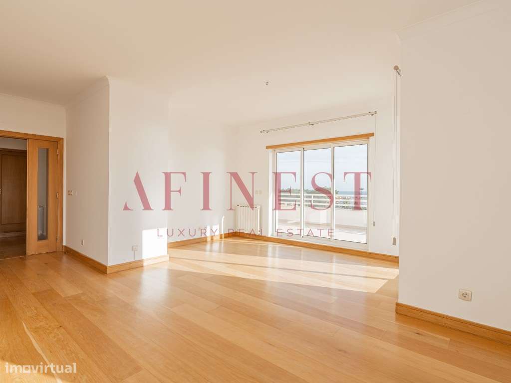 Apartamento T2 Jardins da Parede vista mar e terraço DISPONÍVEL 01/... - Grande imagem: 5/36