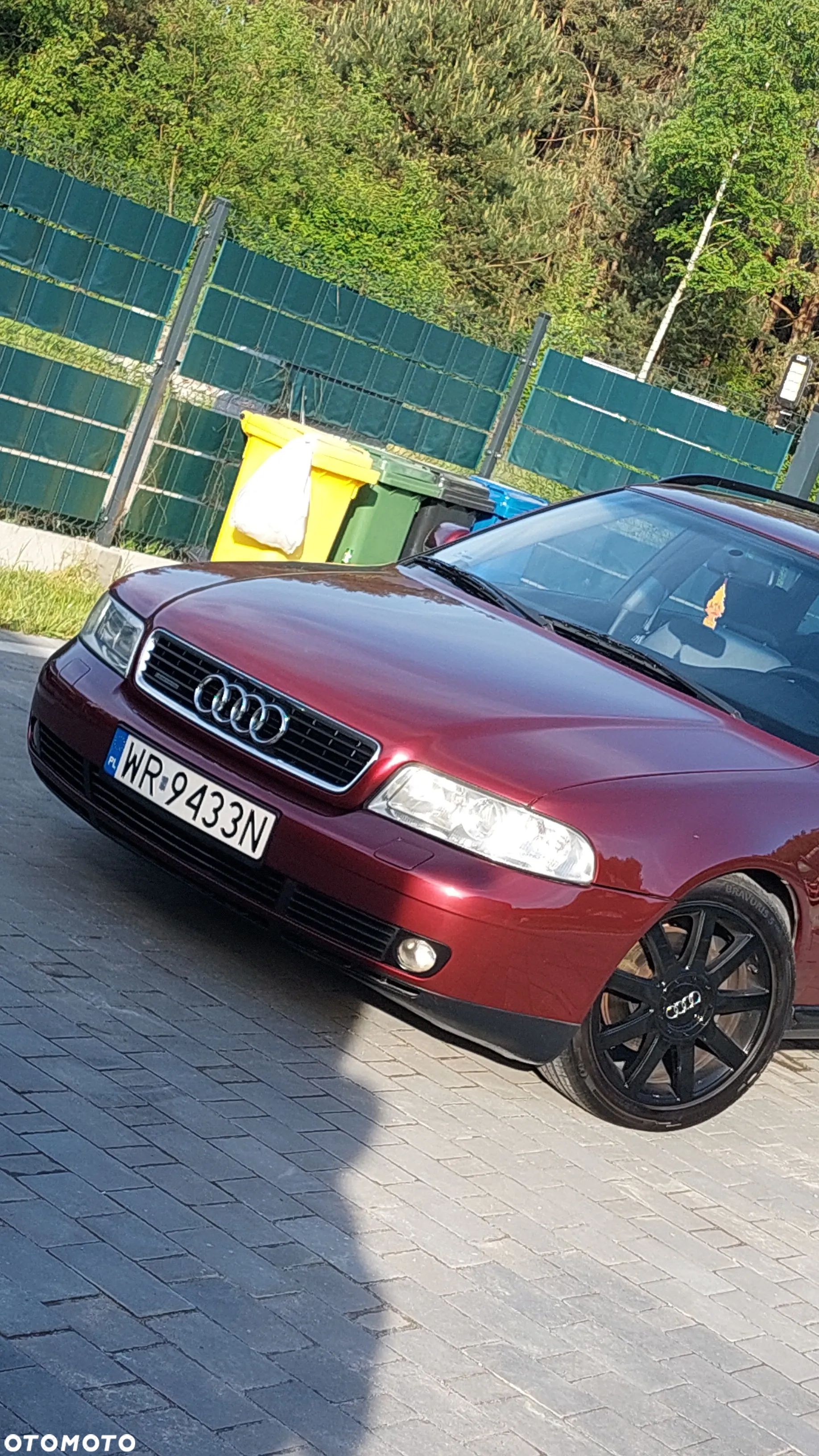 Audi A4 - 1