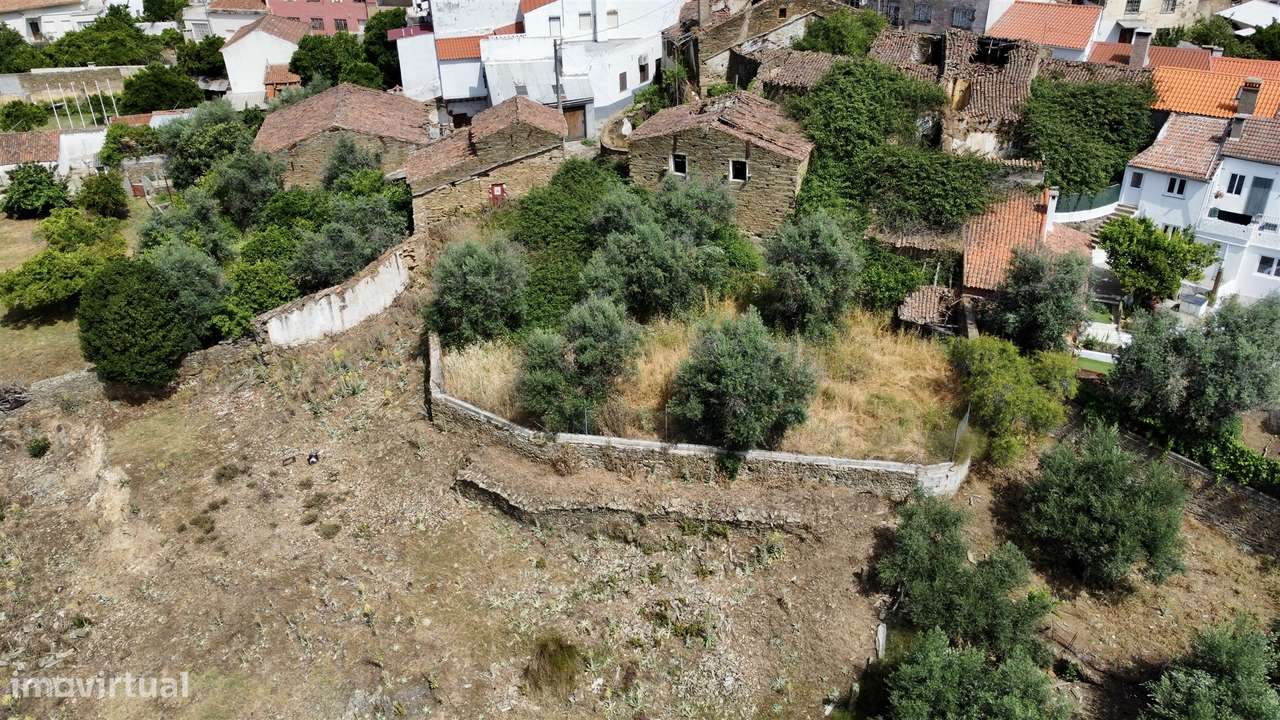 Moradia para Restaurar T0 Venda em Cebolais de Cima e Retaxo,Castelo B-6