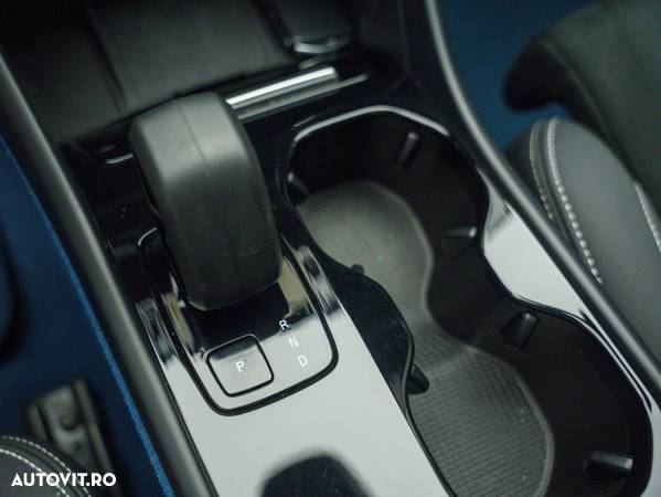 Volvo C40 Recharge Twin Motor AWD Ultimate - 24