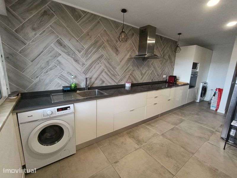 Apartamento T1+2 - Grande imagem: 5/12