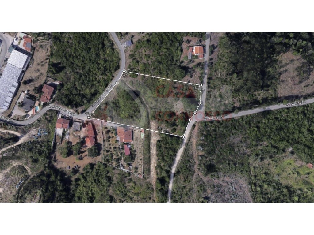 Terreno urbano para construção