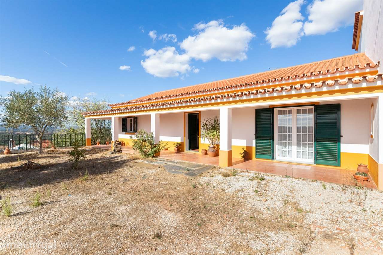 Moradia de 2 pisos, 8 assolhadas, 5 casas de banho - Alandroal, Évora - Grande imagem: 2/58