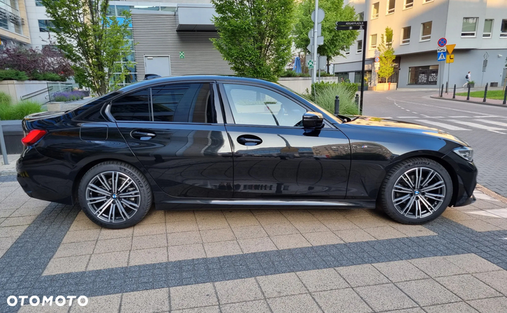 BMW Seria 3 320d xDrive MHEV M Sport sport - 5