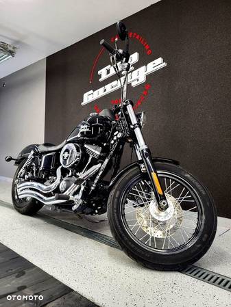 Harley-Davidson Dyna Street Bob - 5