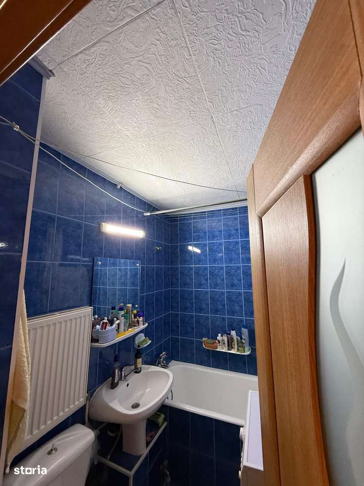 Apartament cu 4 camere decomandate in apropierea spitalului - Imagine principală: 5/16