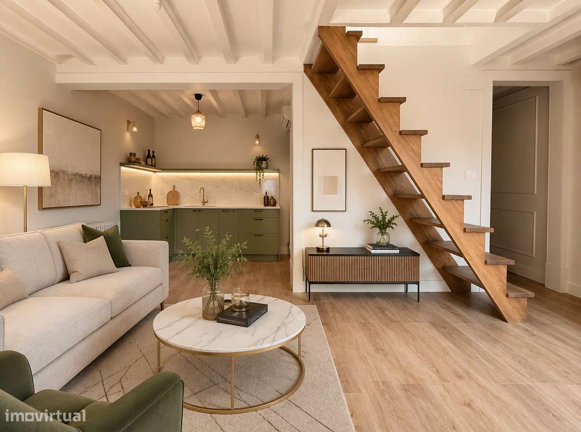T2 Renovado com Varanda e Vista Castelo, Príncipe Real, Lisboa-1