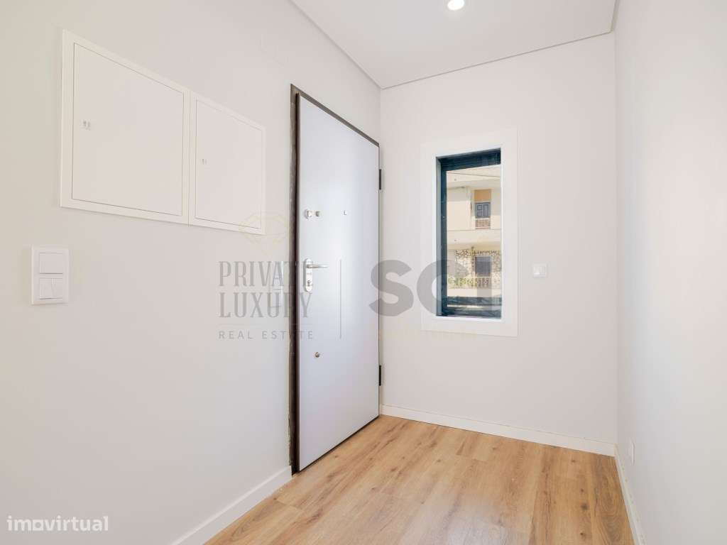 Moradia T4 Amora com Garagem Centro da Cidade - Grande imagem: 4/60