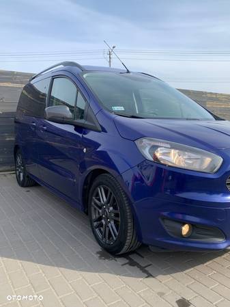 Ford Tourneo Courier - 13