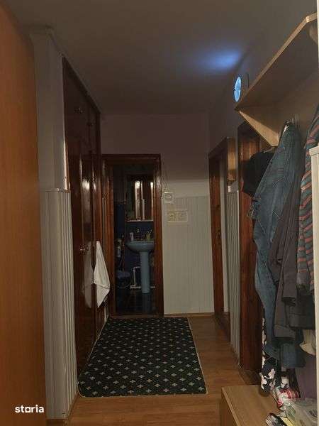 Vand Apartament 4 camere - Imagine principală: 4/8