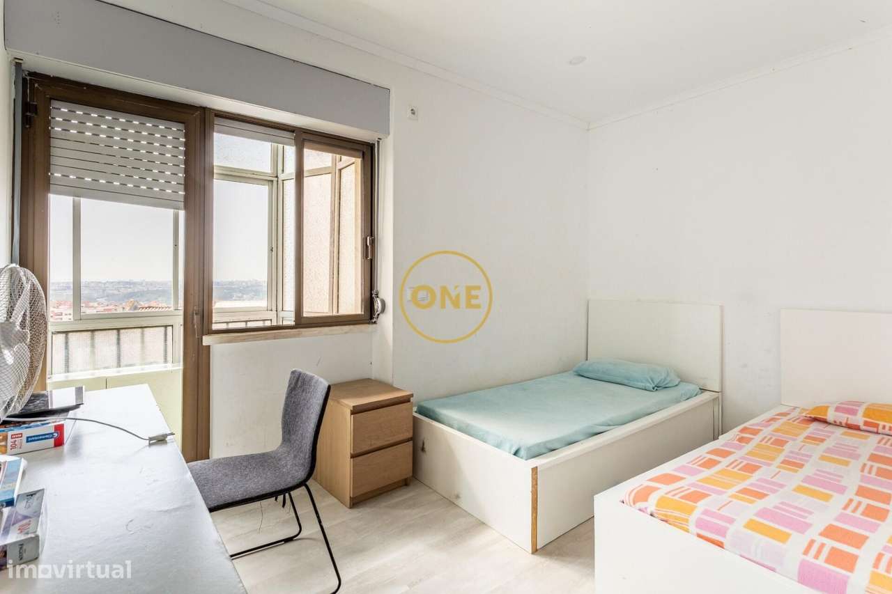 Apartamento T3 com Varandas - Ramada - Odivelas-7