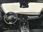 Alfa Romeo Giulia 2.2 D Sprint AT8 - 8