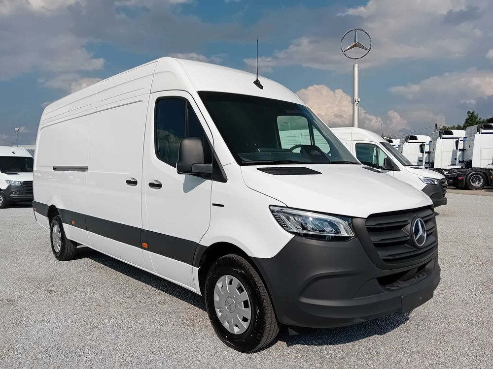 Mercedes-Benz Sprinter 2025