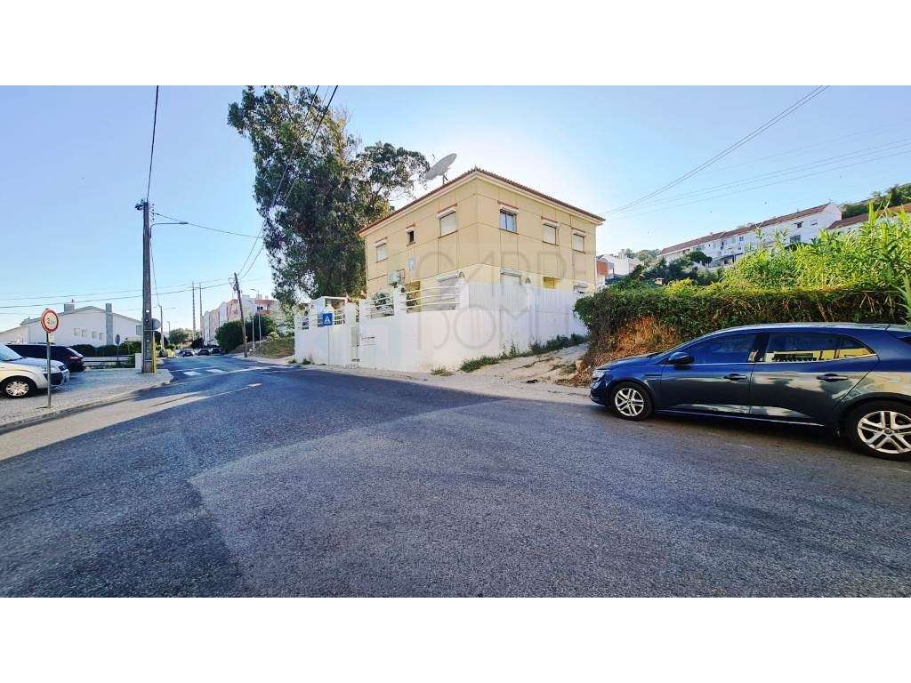 Terreno de 2455m2 com PIP para construção de prédio com 4 apartamen...-20