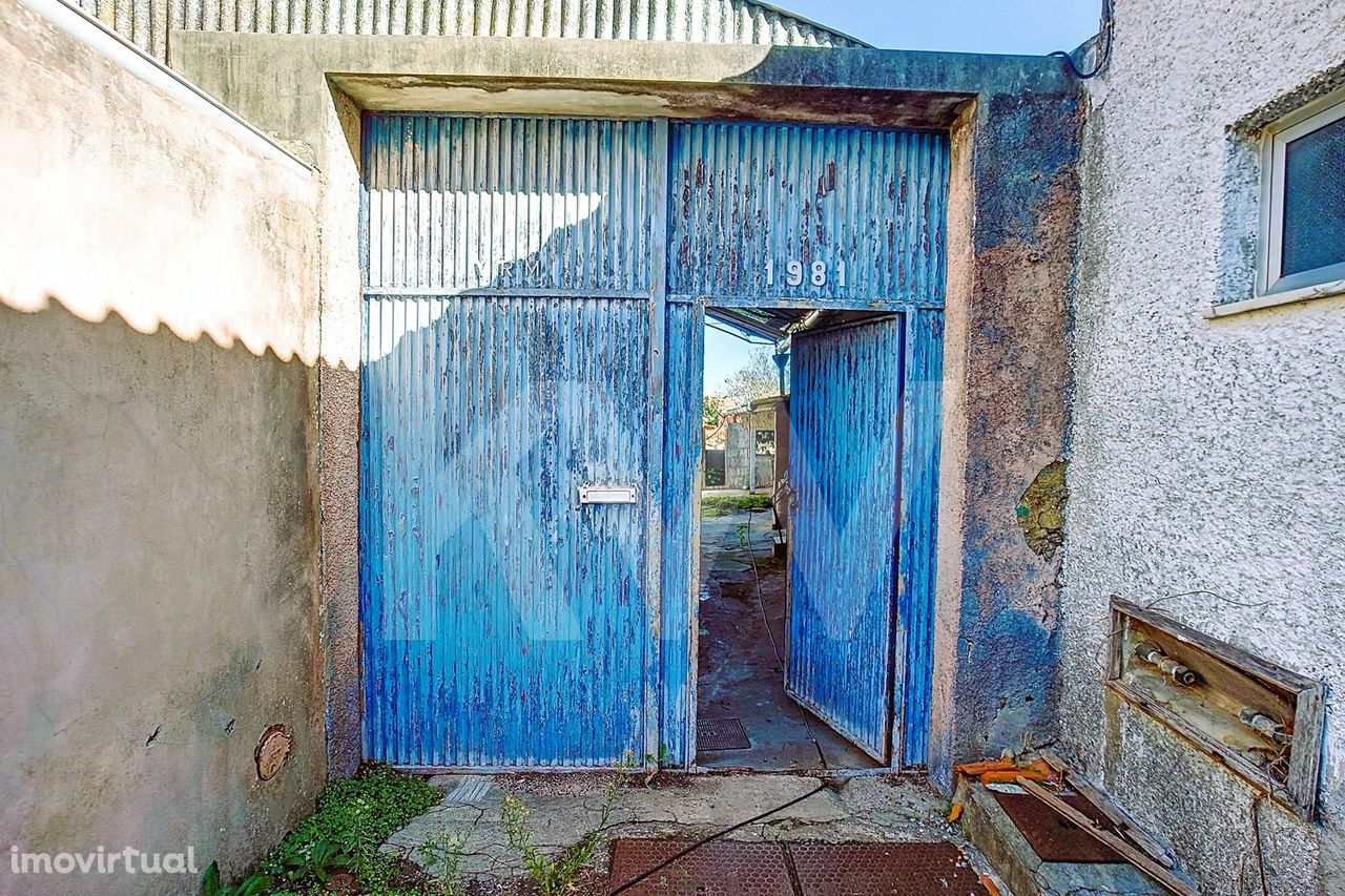 Casa tradicional portuguesa para reabilitar em Sarrazola , Cacia, Avei