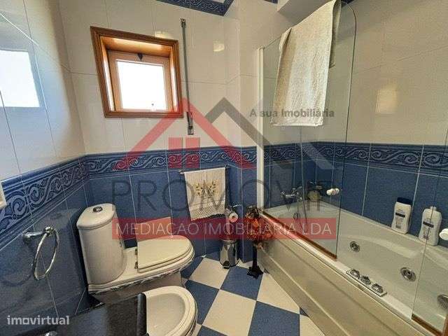 Apartamento T3 - Último Piso com Terraço no Centro Santo Tirso-16