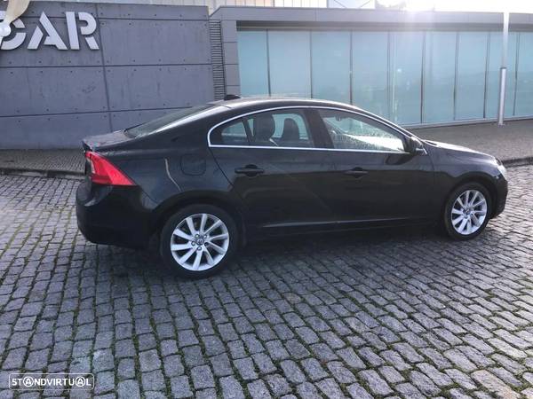 Volvo S60 2.0 D2 Kinetic Drive Geartronic - 3