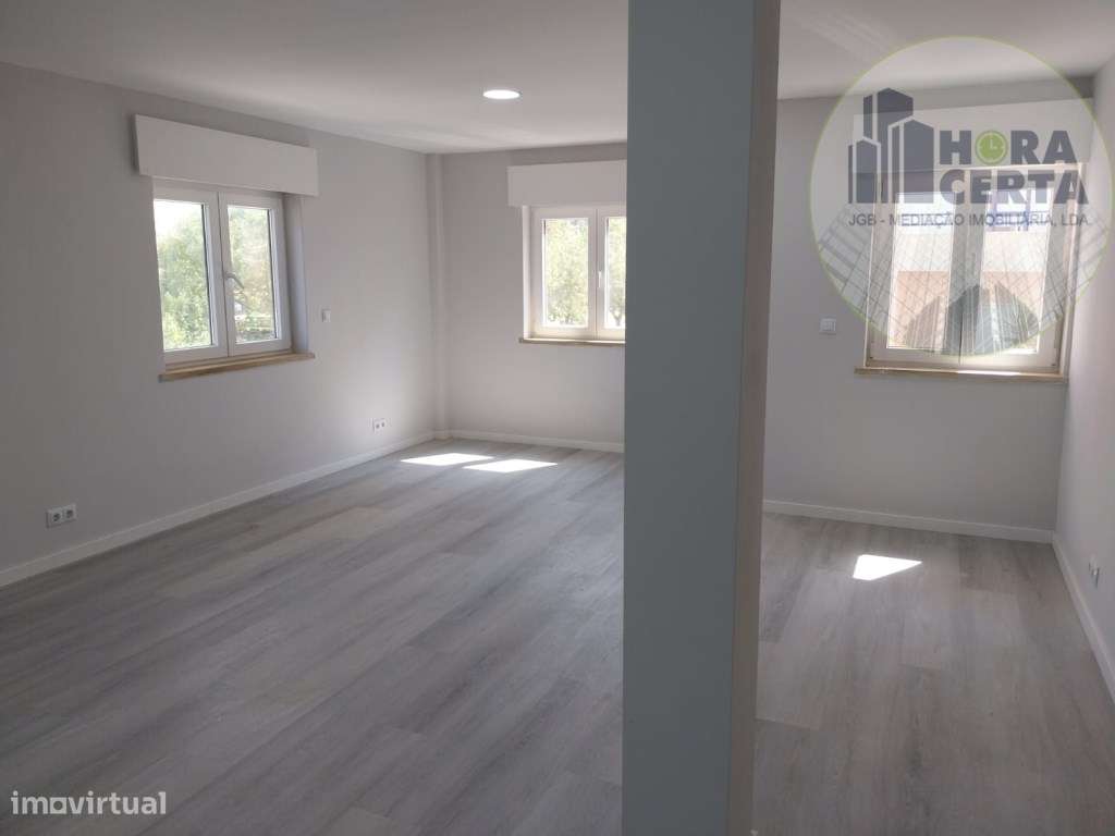 Apartamento T2 em Corroios!-5