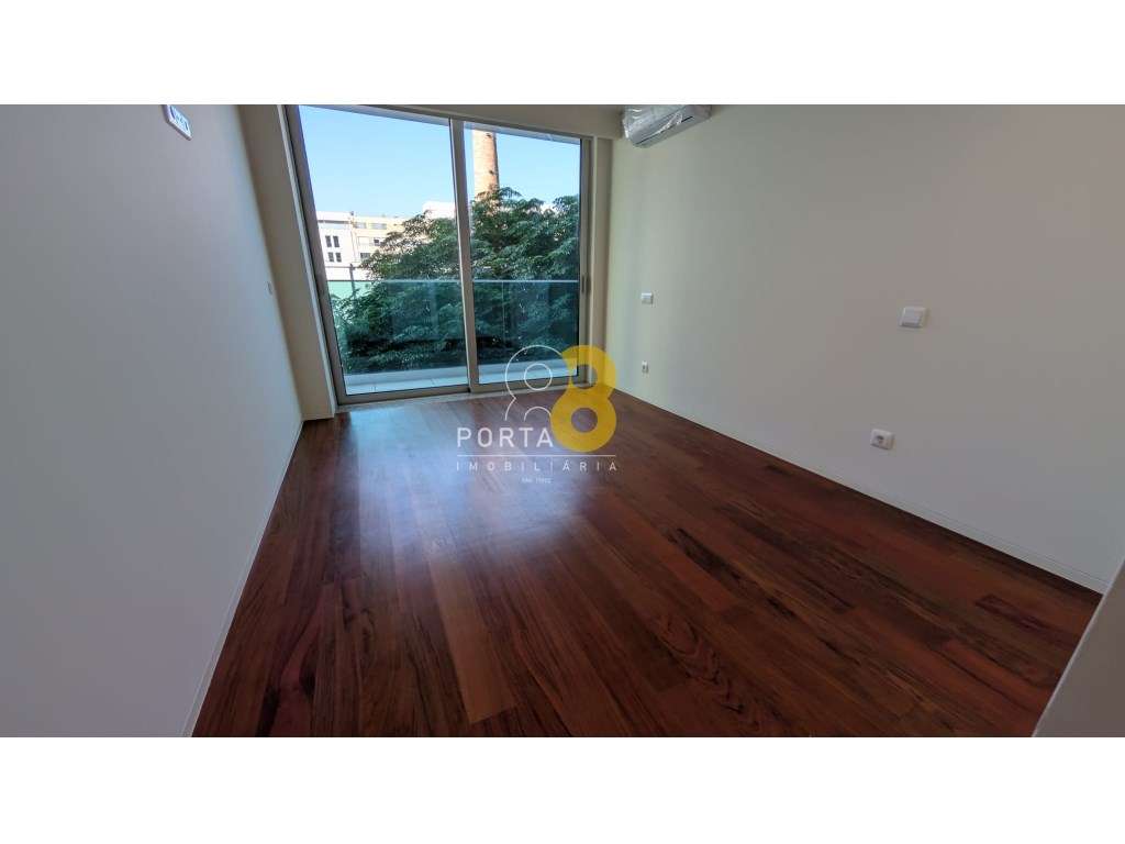 Apartamento T3 com terraço Matosinhos Sul junto ao mar-26