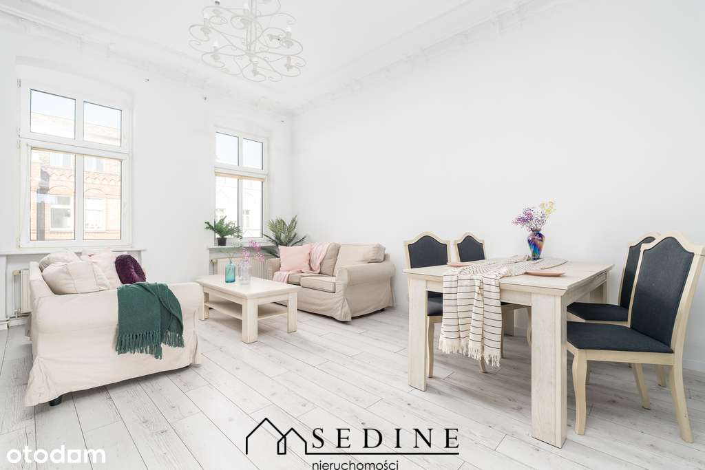 Duże mieszkanie w kamienicy przy Mazurskiej-1