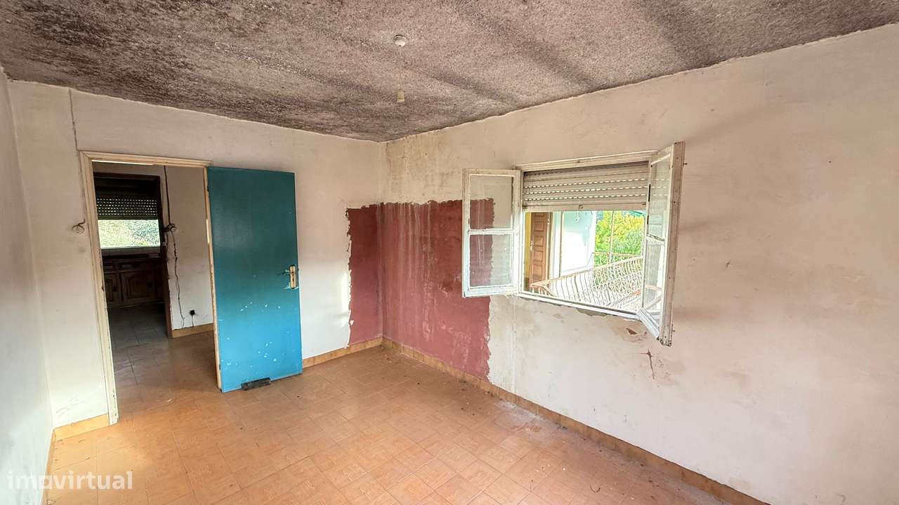 Moradia T3, Rebordões (Santa Maria)-11