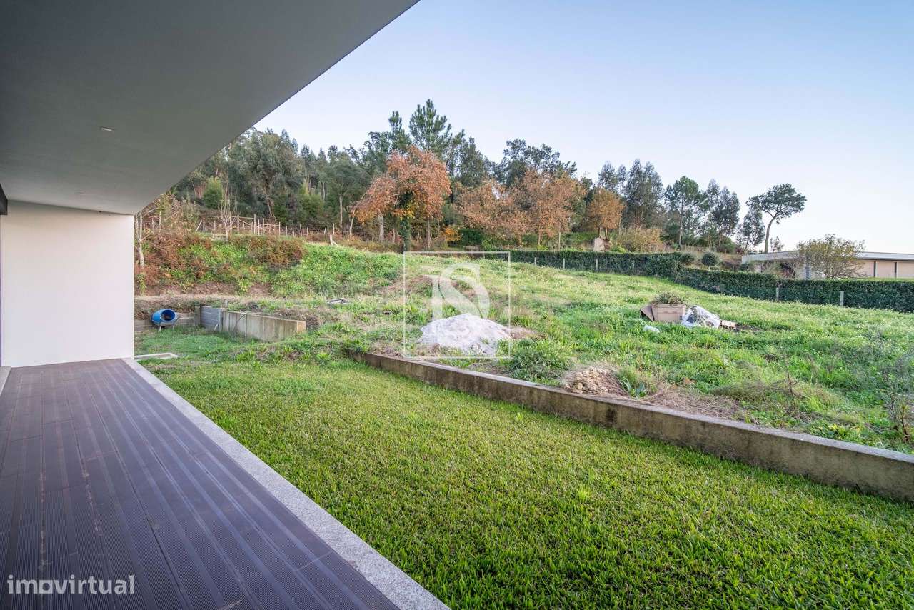 Moradia Individual T3, com jardim e vistas desafogadas-28