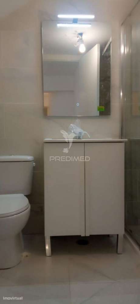 Loja transformada em T2 - Almada - Grande imagem: 5/16