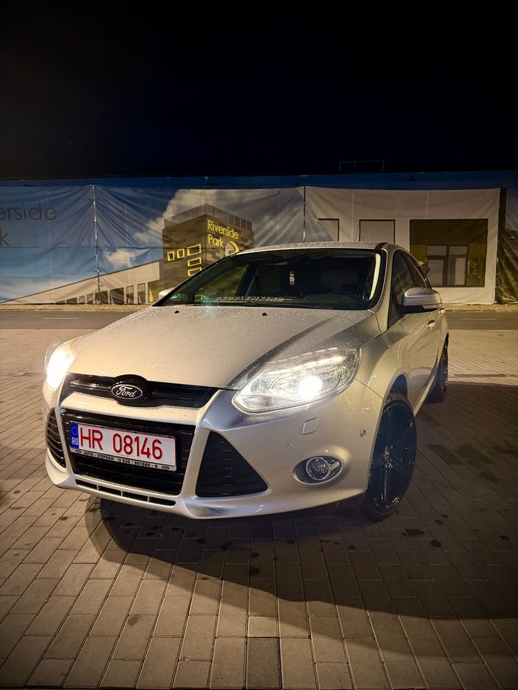 Ford Focus MK3 [2010 - 2018] 1.6 EcoBoost Start-Stopp-System Titanium 2011
