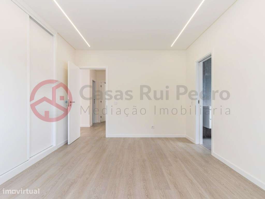 Moradia Térrea Geminada T1+2 com Pérgula - Grande imagem: 5/16