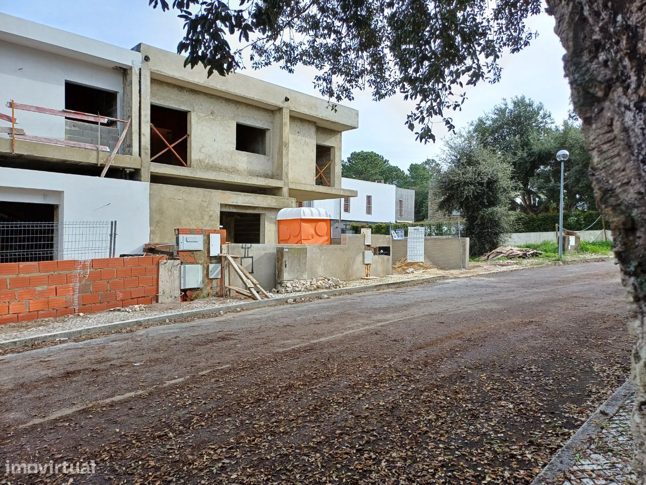 Moradia T3 em construção com piscina Sesimbra - Grande imagem: 1/18